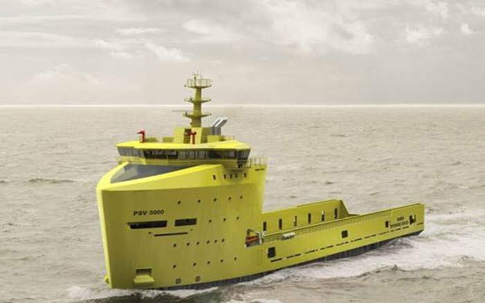 PSV Vessel Operations: Cargo Handling, Dynamic Positioning, and Offshore Support